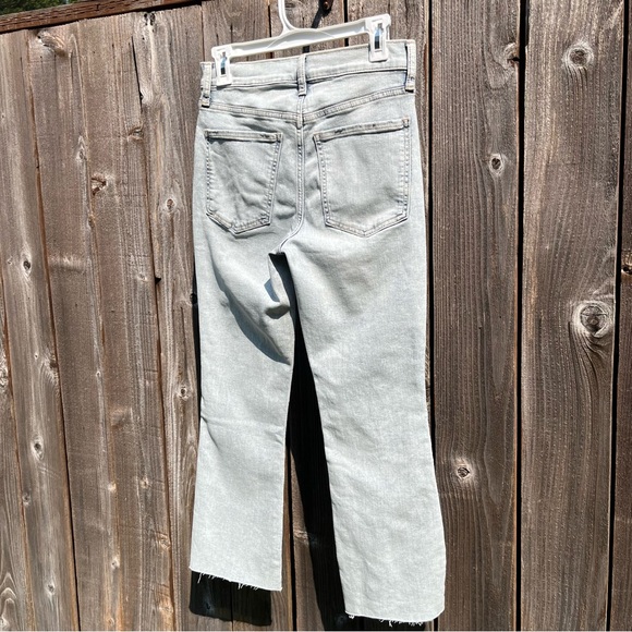 Banana Republic light wash cropped demi bootcut raw hem jean size 4 - Picture 13 of 16